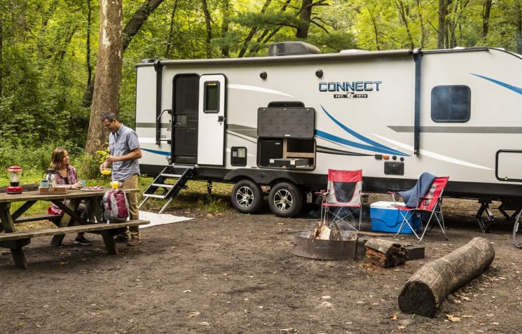 5 terrains de camping familial à découvrir pour vos vacances en VR au Québec